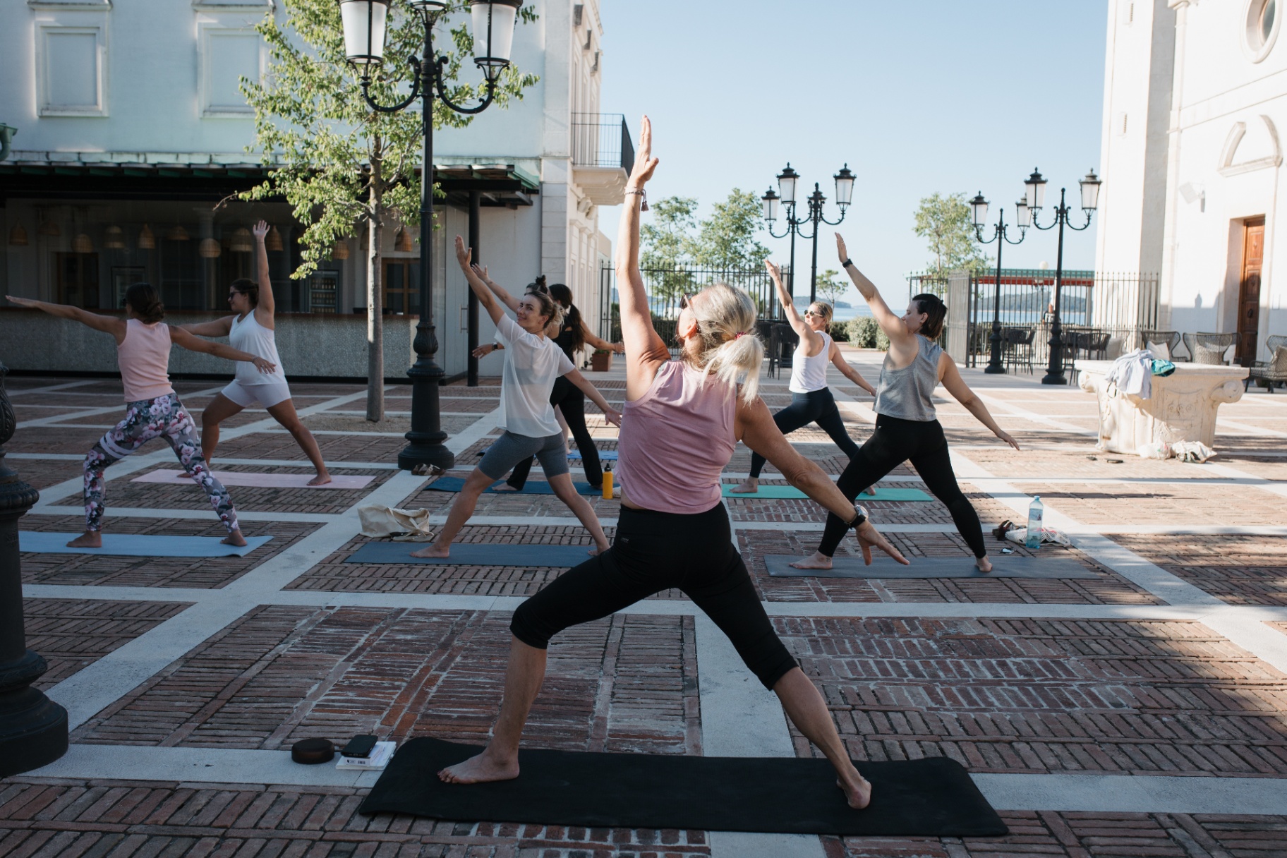 Yoga-Session unter freiem Himmel